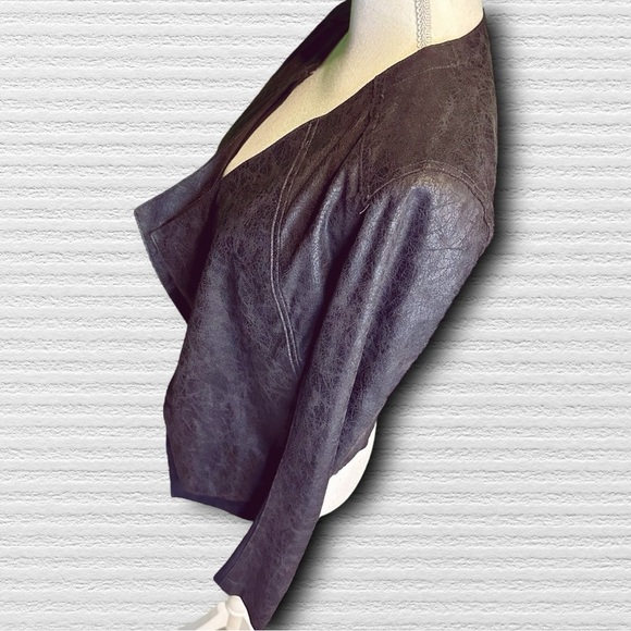Lysse Black ‘Origami’ 2 Layer Lapel Open Front Vegan Leather Jacket Size XS - Picture 6 of 16